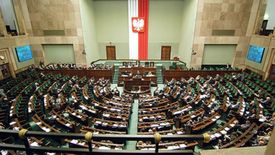 Sejm przegłosował nowe 500+