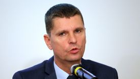Pensje nauczycieli niższe od płacy minimalnej. Minister zapowiada zmiany