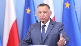 "Rzeczpospolita" napisała, że jeden z najbliższych współpracowników Mariana Banasia miał kierować mafią VAT-owską