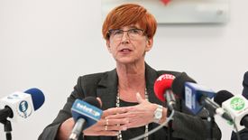 Minister Elżbieta Rafalska zaprzeczała, by upadłość małych sklepów była spowodowana wprowadzeniem zakazu handlu w niedziele