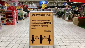 Sklepy muszą dostosować się do nowego reżimu epidemiologicznego.