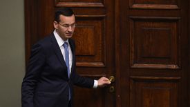 Mateusz Morawiecki może zdecydować o wycofaniu się z pomysłu 30-krotności