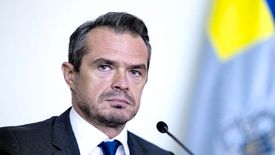 Sławomir Nowak jako minister polskiego rządu zarabiał rocznie ok. 162 tys. zł.