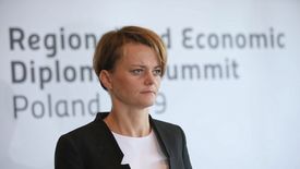 Nowy program KE może wpłynąć istotnie na polski przemysł. Na rozmowach o nim jednak brakuje przedstawicieli resortu Jadwigi Emilewicz