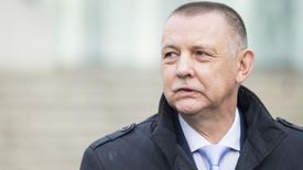 Marian Banaś pracuje w ministerstwie finansów od 2015 roku. Obecnie szefuje też KAS.