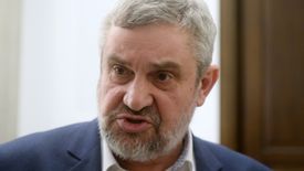 Minister Jan Krzysztof Ardanowski od kilku dni przebywa na kwarantannie, a ponad 80 proc. pracowników ministerstwa wykonuje obowiązki zdalnie