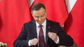 Trzynasta emerytura już przesądzona. Prezydent Andrzej Duda podpisał ustawę