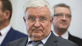 Kim jest Kazimierz Kujda? Zamieszany w sprawę wieżowców Jarosława Kaczyńskiego miał współpracować z SB