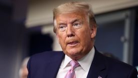 Donald Trump nie docenił siły koronawirusa. Każdy dzień to ponad 20 tys. nowych przypadków choroby w USA