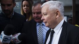 Jarosław Kaczyński wciąż układa nowy rząd. Koalicjanci chcą większych ministerstw i... kolejnych wiceministrów