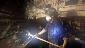 Górnicy mają dosyć słuchania o "wstawaniu z kolan" i chcą konkretów.