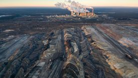 Polska energetyka w największej mierze oparta jest na węglu.