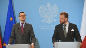 Premier Mateusz Morawiecki i minister zdrowia Lukasz Szumowski