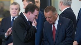 Marian Banaś od 18 lat miał certyfikat dostępu do informacji niejawnych. Służby kilkukrotnie go odnawiały i nie natknęły się na żadne informacje, które mogłyby to uniemożliwić