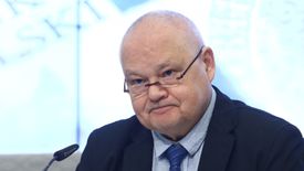 Prezes NBP Adam Glapiński wyraził przekonanie, że propozycja Mateusza Morawieckiego pozwoli przejść firmom przez kryzys bez poważnego uszczerbku