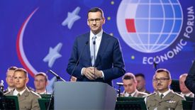 Na Forum w Krynicy Mateusz Morawiecki powiedział, że nie wyklucza podniesienia pensji minimalnej.