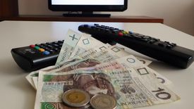 Prognoza abonamentu RTV na 2020 r. KRRiT dzieli pieniądze na media publiczne.