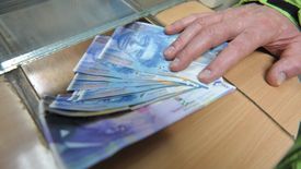 Obecnie można dostrzec poważne utrudnianie kierowania spraw frankowiczów do sądów.