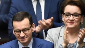 Rząd zmienia prawo oświatowe, by mimo strajku, odbyły się egzaminy maturalne.