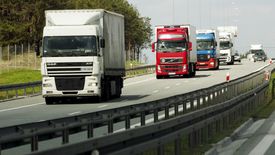Eksport i import wzrosną w 2019 r. Szacunki MPiT