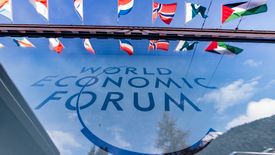 Szwajcarskie Davos w styczniu na trzy dni staje się stolicą polityki i biznesu