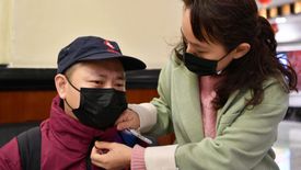 Koronawirus zbiera śmiertelne żniwo w Chinach. W Europie rosną obawy