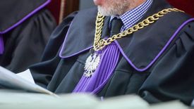 Sąd na wniosek pracownika może w wyroku nałożyć na pracodawcę obowiązek dalszego zatrudnienia pracownika.
