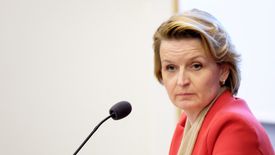 Barbara Socha wskazuje, że rocznie ubywa od 200 tys. do nawet 300 tys. Polaków.