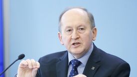 Decyzja TSUE. Prezes ZBP: Frankowicze i tak płacą mniej. Nie powinno dochodzić do absurdalnego ich uprzywilejowania