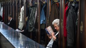 - Wyraźnie wzrasta liczba pracujących emerytów, bo w niespełna cztery lata o jedną trzecią - mówi ekspert