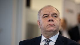 Jacek Sasin zapewnił, że wydrukowane karty wyborcze nie zostaną zniszczone