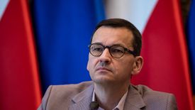 Mateusz Morawiecki i PiS zdecydowały: tarcza antykryzysowa obejmie szerszą grupę przedsiębiorców
