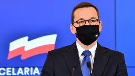 Mateusz Morawiecki przedstawia we wtorek zasady wsparcia dla firm.
