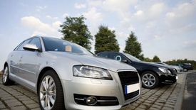 Kiedy kupić samochód? Koronawirus wcale nie musi sprawić, że auta stanieją
