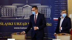 Koronawirus w Polsce. Premier Mateusz Morawiecki w Katowicach podczas posiedzenia Wojewódzkiego Zespołu Zarządzania Kryzysowego