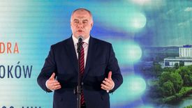 Jacek Sasin odsłania karty w kwestii rekompensat za ceny prądu.