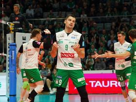 Piłki meczowe w trzecim secie i porażka