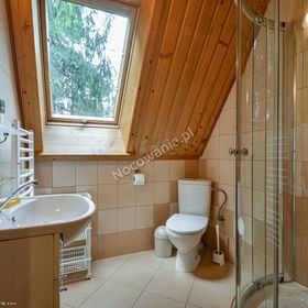 POKOJE i APARTAMENTY REGIONALNE