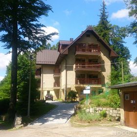 Dom Wczasowy Przy Skałkach 