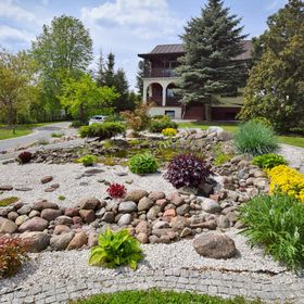 Pokoje w samodzielnym budynku Joanna