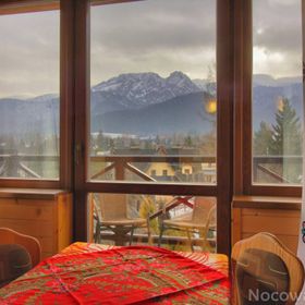 POKOJE GOŚCINNE POD GIEWONTEM 