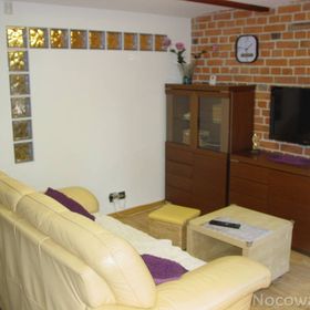 APARTAMENT LILIOWY,POKOJE,PRZYCZEPA KEMPI.. & APARTAMENT GDAŃSK JELITK