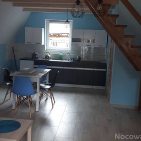 LEŚNY ZAKĄTEK - DOMKI LETNISKOWE / PRZYSTAŃ NAD SOPOTEM