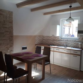 LEŚNY ZAKĄTEK - DOMKI LETNISKOWE / PRZYSTAŃ NAD SOPOTEM