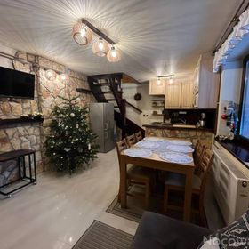 Domek nad górskim potokiem (u Doroty)