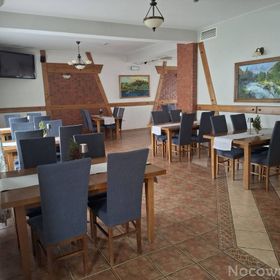 Restauracja I pensjonat Nowak by Babula