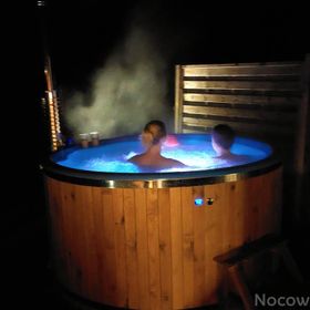 Domek z Basenem ,sauną i banią ruską.