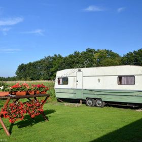 Pokoje i domki letniskowe - wynajem Śliwin, koło Rewala, Al. Lipowa 5