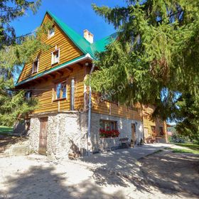 Pensjonat Leśniczówka i Apartamenty Gajówka