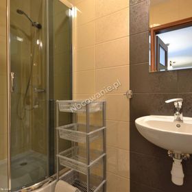 Pod Dębem Pokoje Gościnne